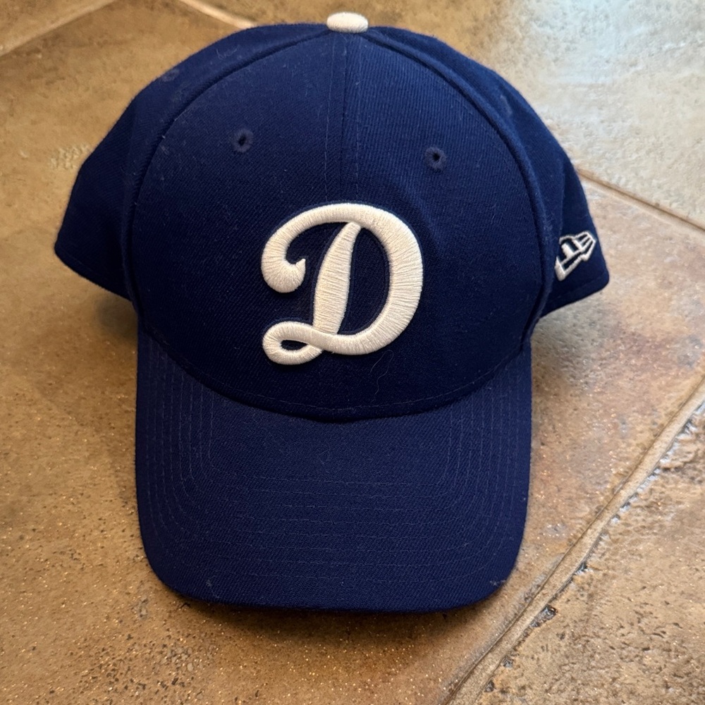 Los Angeles Dodgers D Logo New Era Baseball Hat OS